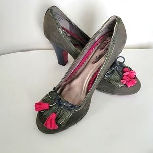 Poetic Justice Suede/Leather Cheek to Cheek Heel Sz 7